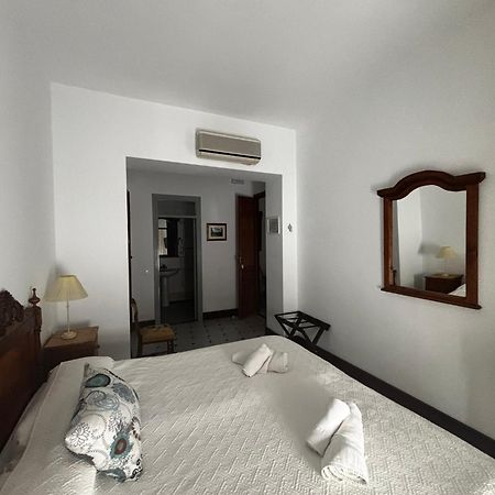 Hotel Entreolivos เอลเปโดรโซ ภายนอก รูปภาพ