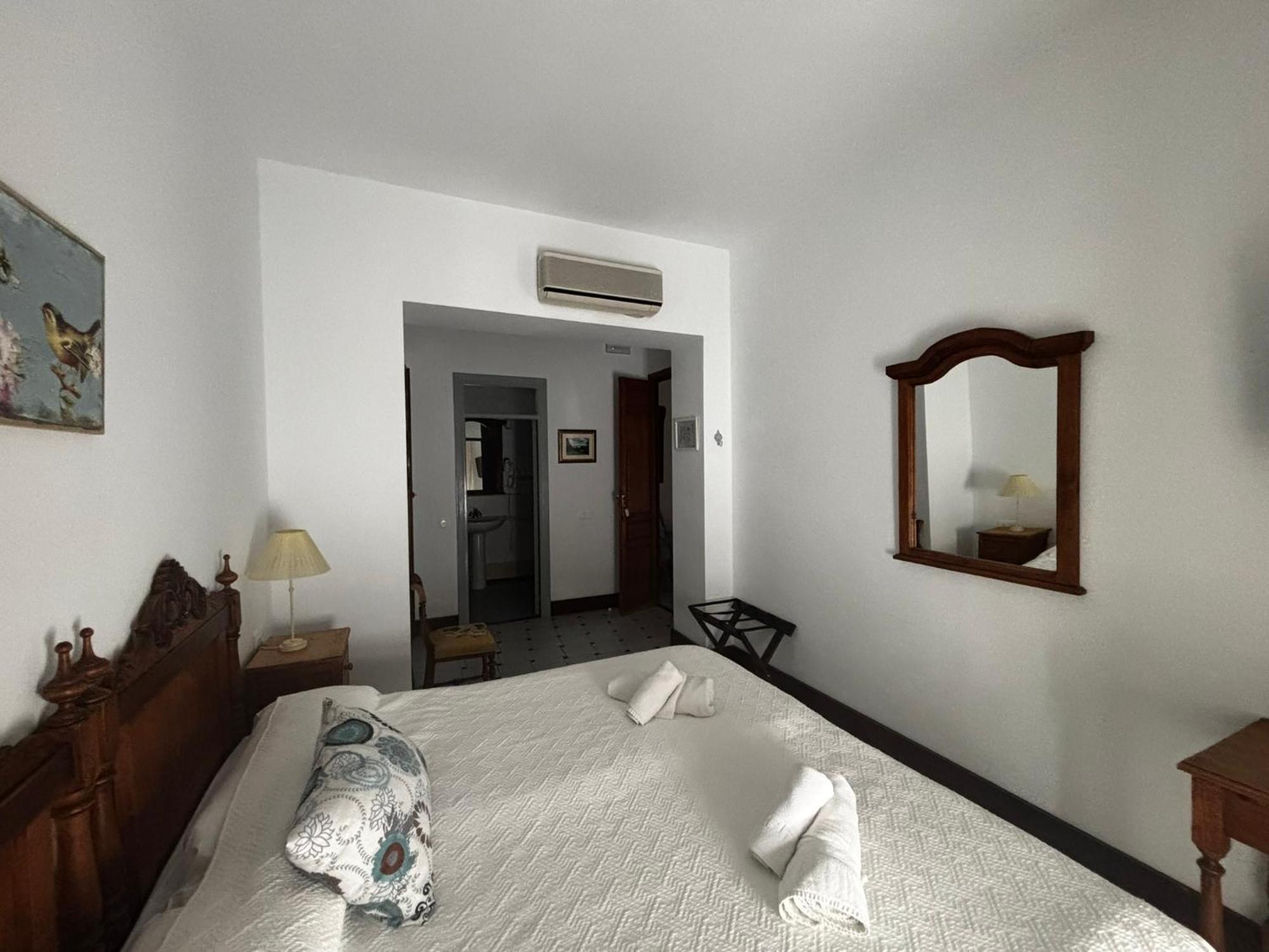 Hotel Entreolivos เอลเปโดรโซ ภายนอก รูปภาพ