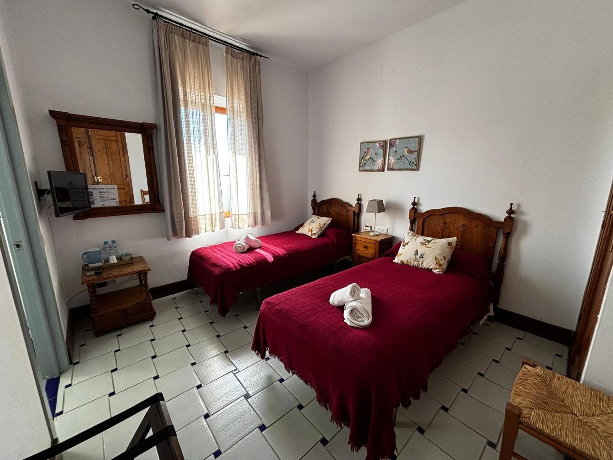 Hotel Entreolivos เอลเปโดรโซ ภายนอก รูปภาพ